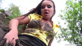 Dirty Little Pisser Screencap 29 on sinx.preview.netperv.com