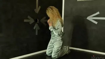 Follow The Arrow To Gloryhole Glory! Screencap 6 on sinx.preview.netperv.com