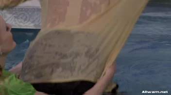 Flower Power Leaves Three Babes Very Wet Screencap 53 on sinx.preview.netperv.com