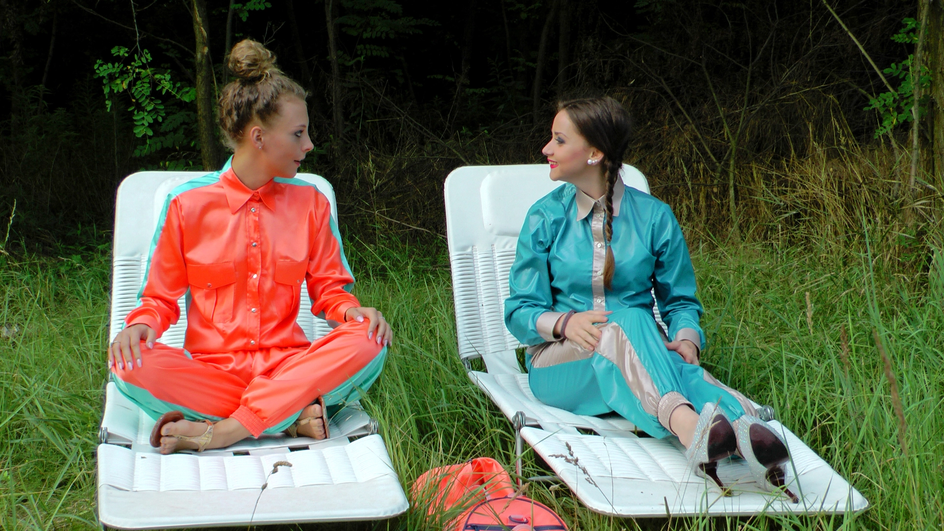 Cuties Make A Mess Of Themselves - Cam 2 on sinx.preview.netperv.com