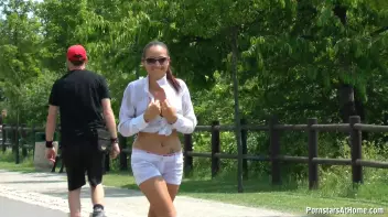 Post Rollerblading Wet-Down Screencap 101 on sinx.preview.netperv.com