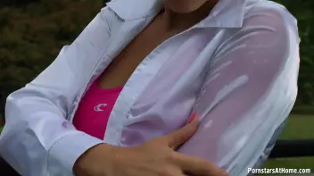 Post Rollerblading Wet-Down Screencap 23 on sinx.preview.netperv.com