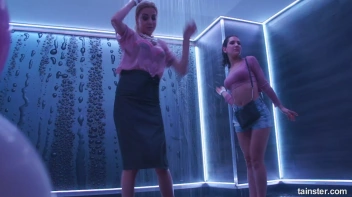 Shower Satisfaction Screencap 29 on sinx.preview.netperv.com