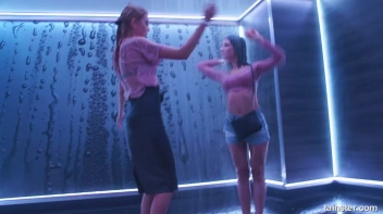 Shower Satisfaction Screencap 30 on sinx.preview.netperv.com