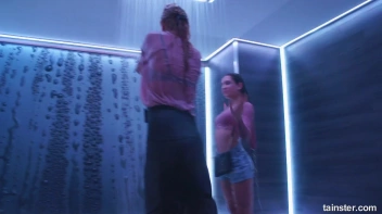 Shower Satisfaction Screencap 33 on sinx.preview.netperv.com