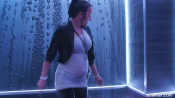 Shower Satisfaction Screencap 60 on sinx.preview.netperv.com