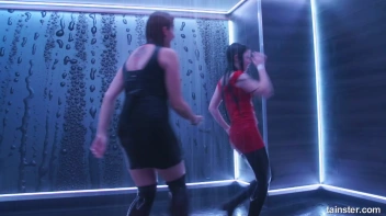 Shower Satisfaction Screencap 8 on sinx.preview.netperv.com