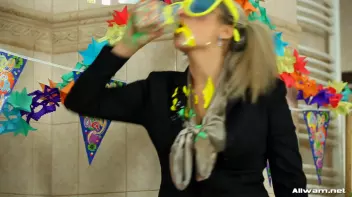 This Bitch Will Mess Your Party Up Screencap 13 on sinx.preview.netperv.com