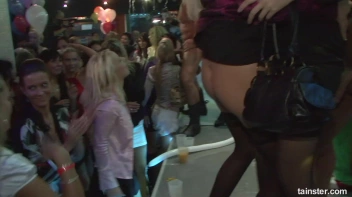 Welcome To The Mad House Part 2 - Cam 3 Screencap 26 on sinx.preview.netperv.com