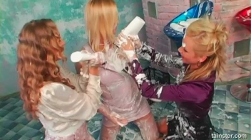 Out Of Control Lotion War Screencap 29 on sinx.preview.netperv.com