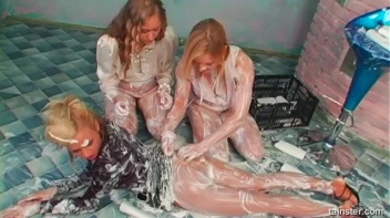 Out Of Control Lotion War Screencap 53 on sinx.preview.netperv.com