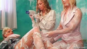 Out Of Control Lotion War Screencap 60 on sinx.preview.netperv.com