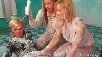 Out Of Control Lotion War Screencap 63 on sinx.preview.netperv.com