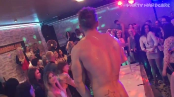 Party Hardcore Gone Crazy Vol. 27 Part 4 - Cam 2 Screencap 31 on sinx.preview.netperv.com