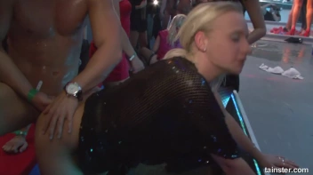 Extreme Speed Dating Part 3 - Cam 1 Screencap 17 on sinx.preview.netperv.com