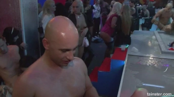 Extreme Speed Dating Part 3 - Cam 1 Screencap 46 on sinx.preview.netperv.com