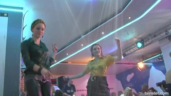 Winter WonderBang Part 2 - Cam 4 Screencap 52 on sinx.preview.netperv.com