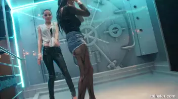 Soaking wet sexy babes Screencap 5 on sinx.preview.netperv.com