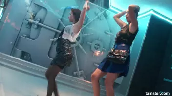 Soaking wet sexy babes Screencap 50 on sinx.preview.netperv.com