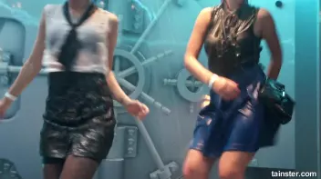 Soaking wet sexy babes Screencap 52 on sinx.preview.netperv.com