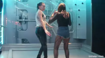 Soaking wet sexy babes Screencap 6 on sinx.preview.netperv.com