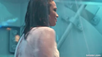 Soaking wet sexy babes Screencap 81 on sinx.preview.netperv.com