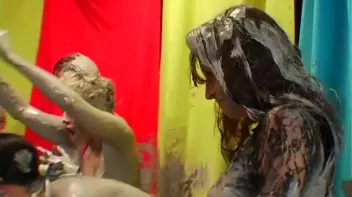 Packed Like Sardines In The Mud Screencap 40 on sinx.preview.netperv.com