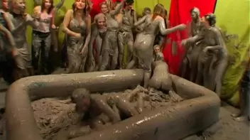 Packed Like Sardines In The Mud Screencap 41 on sinx.preview.netperv.com