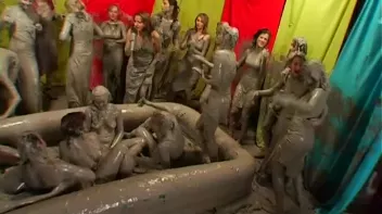 Packed Like Sardines In The Mud Screencap 75 on sinx.preview.netperv.com