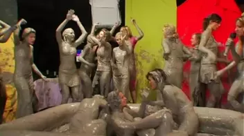 Packed Like Sardines In The Mud Screencap 80 on sinx.preview.netperv.com