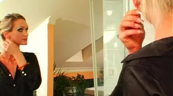 Virus Vellons Naked In The Shower Screencap 1 on sinx.preview.netperv.com