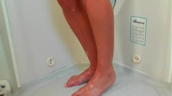 Virus Vellons Naked In The Shower Screencap 72 on sinx.preview.netperv.com