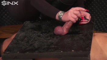 Unter Strom gesetzt und abgemolken Screencap 64 on sinx.preview.netperv.com