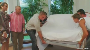 Julinkas Special Jizz Delivery Screencap 1 on sinx.preview.netperv.com