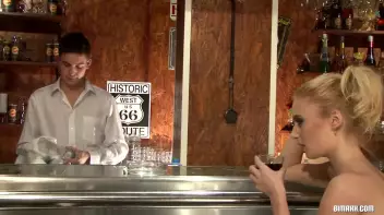 Bi Bar Encounter Screencap 1 on sinx.preview.netperv.com