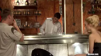 Bi Bar Encounter Screencap 4 on sinx.preview.netperv.com