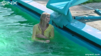 Sexy Blonde Swims And Splashes In Outdoor Pool Screencap 53 on sinx.preview.netperv.com