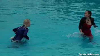 Eurobabes Only Waterpark Screencap 26 on sinx.preview.netperv.com