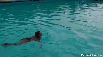 Eurobabes Only Waterpark Screencap 55 on sinx.preview.netperv.com