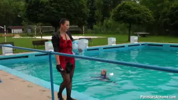 Eurobabes Only Waterpark Screencap 59 on sinx.preview.netperv.com