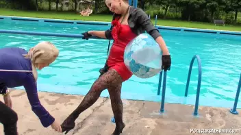 Eurobabes Only Waterpark Screencap 65 on sinx.preview.netperv.com