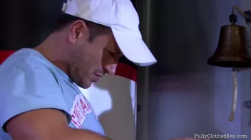 Threesome's Wild Sea Cruise Screencap 16 on sinx.preview.netperv.com