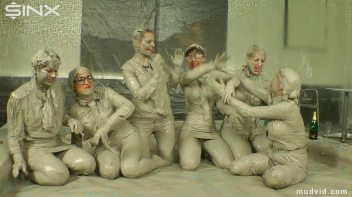 Wet and Messy Mud Wrestling Screencap 62 on sinx.preview.netperv.com