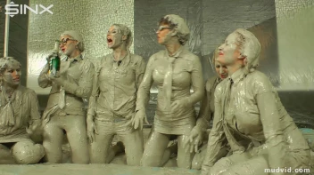 Wet and Messy Mud Wrestling Screencap 67 on sinx.preview.netperv.com