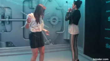 Wet amateur babes stripping down to their underwear Screencap 1 on sinx.preview.netperv.com