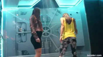 Wet amateur babes stripping down to their underwear Screencap 35 on sinx.preview.netperv.com