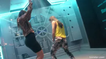 Wet amateur babes stripping down to their underwear Screencap 36 on sinx.preview.netperv.com