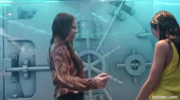 Wet amateur babes stripping down to their underwear Screencap 39 on sinx.preview.netperv.com