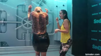 Wet amateur babes stripping down to their underwear Screencap 46 on sinx.preview.netperv.com