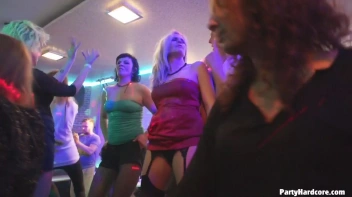 Party Hardcore Gone Crazy Vol. 32 Part 7 - Cam 4 Screencap 115 on sinx.preview.netperv.com